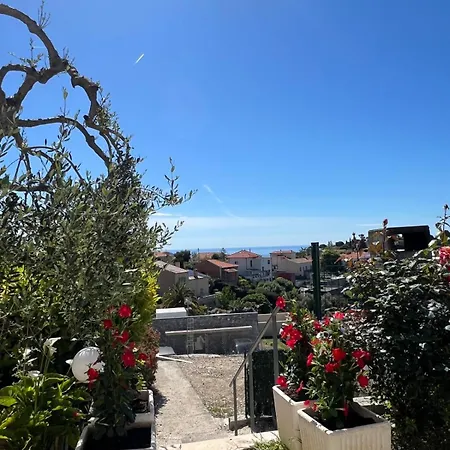 Via Mezza Hébergement de vacances